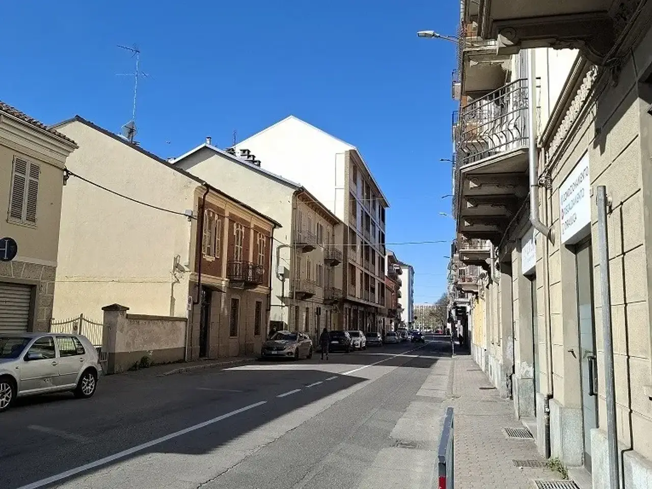 Negozio in Corso Galileo Ferraris 27, Asti, {3} - Foto 2