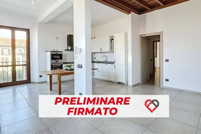 3-room flat in Via Giuseppe Mazzini, 1, Lonate Ceppino - Photo 1