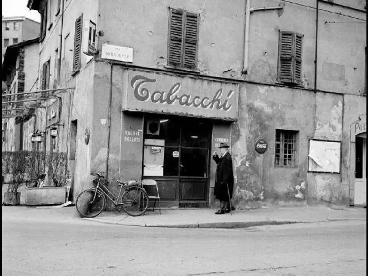 Bar in , Legnano, {3} - Foto 1