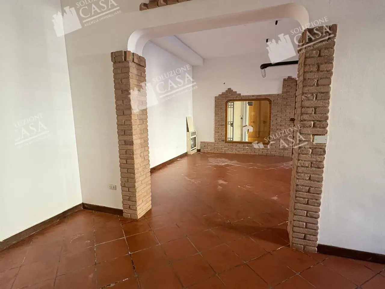 Ufficio in Via Guercino 74, Cento, {3} - Foto 2