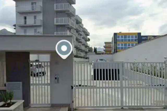 insertion image