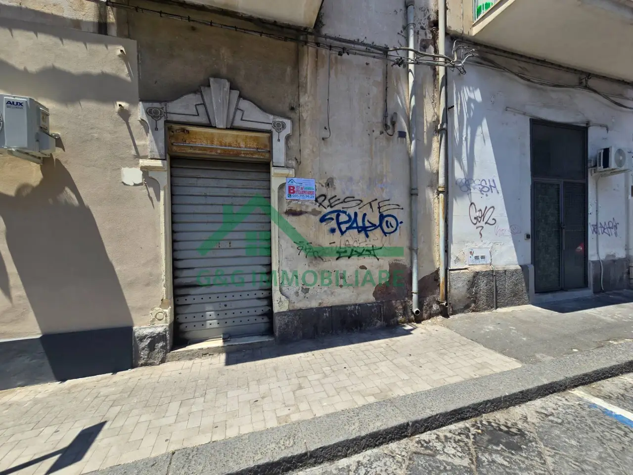 Negozio in Via Vincenzo Giuffrida, Catania, {3} - Foto 2