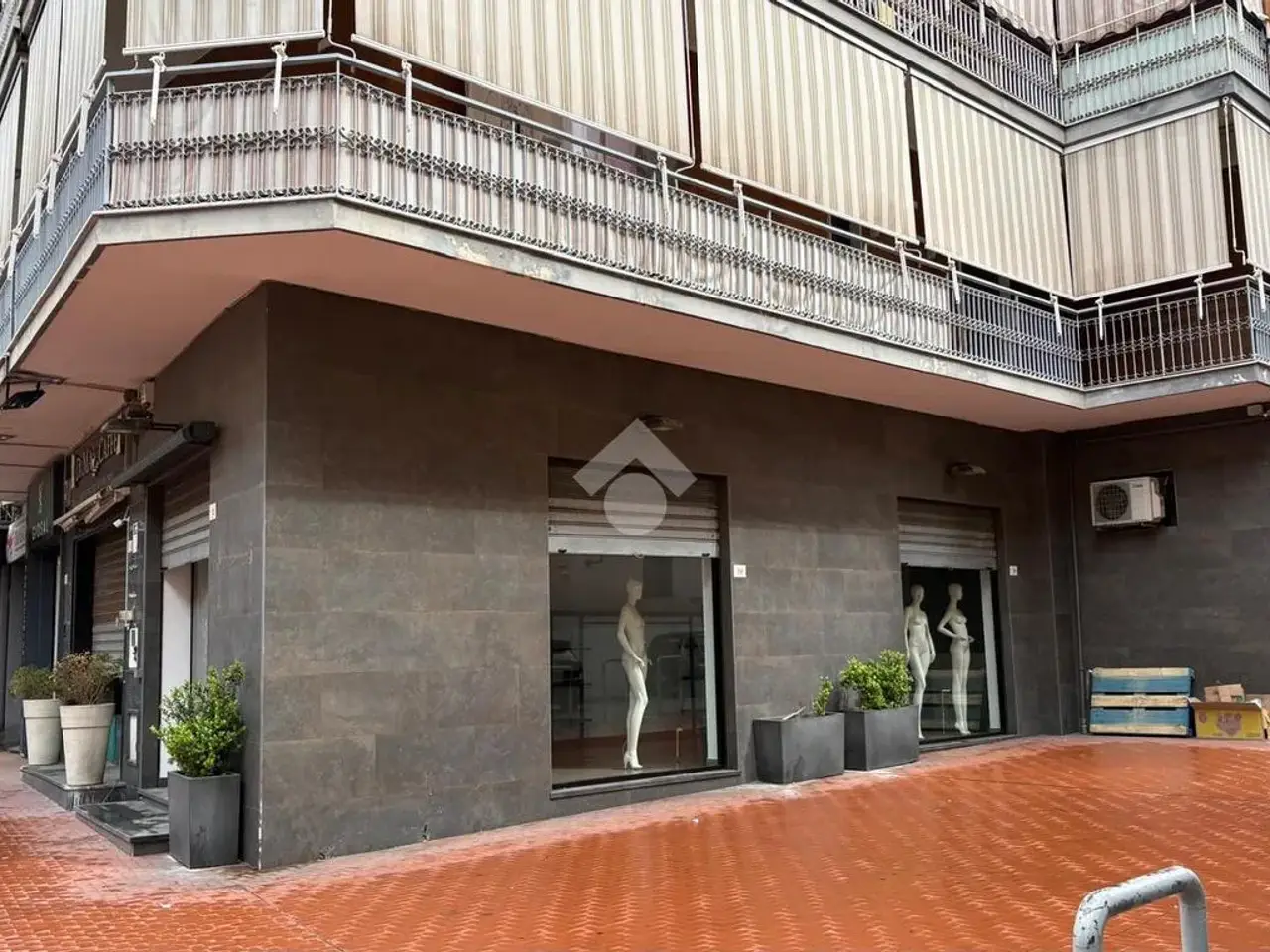 Negozio in Via Catello Fusco 32, Castellammare Di Stabia, {3} - Foto 2