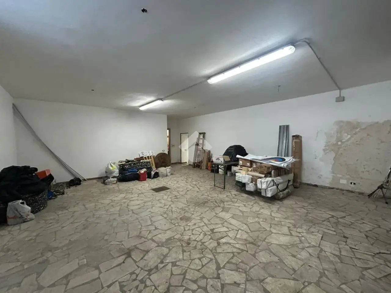 Magazzino in Via Ponserico 16, Nettuno, {3} - Foto 2