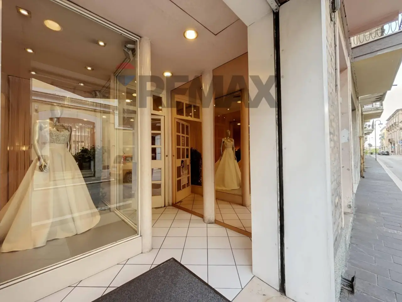 Negozio in Via Corso Bandiera 71, Lanciano, {3} - Foto 1
