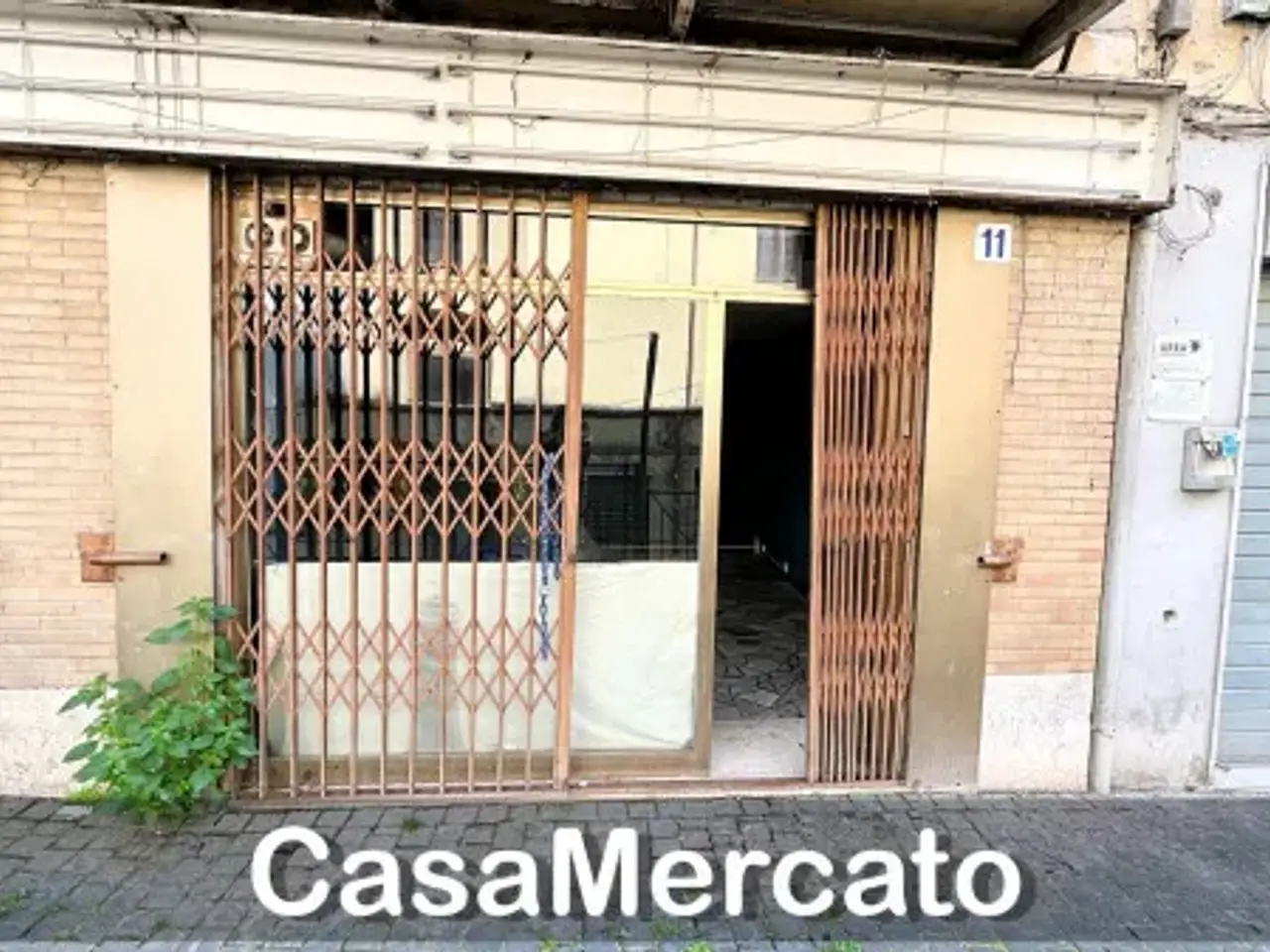 Negozio in Via del Duomo, Rocca Di Papa, {3} - Foto 2