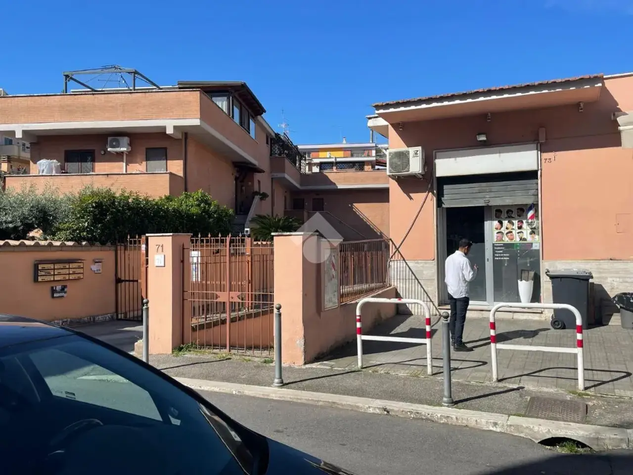 Palazzina commerciale in Via Francesco Selmi 71, Roma, {3} - Foto 1