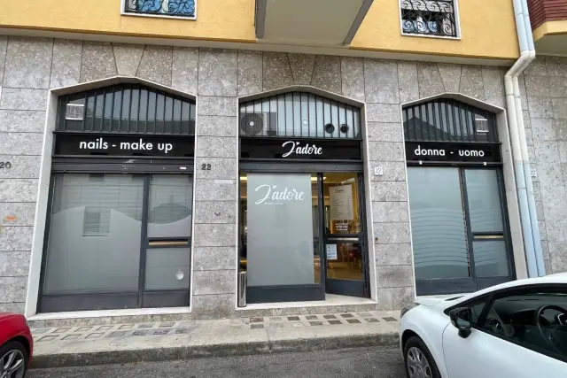 Negozio in Via Santa Maria in Betlem 22, Cremona - Foto 1