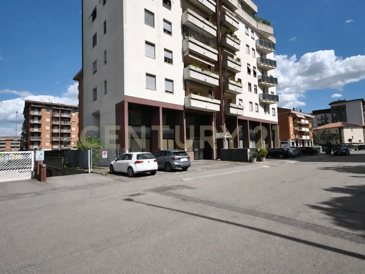 Ufficio in Via Adriano Cristofoli 40, Verona, {3} - Foto 1