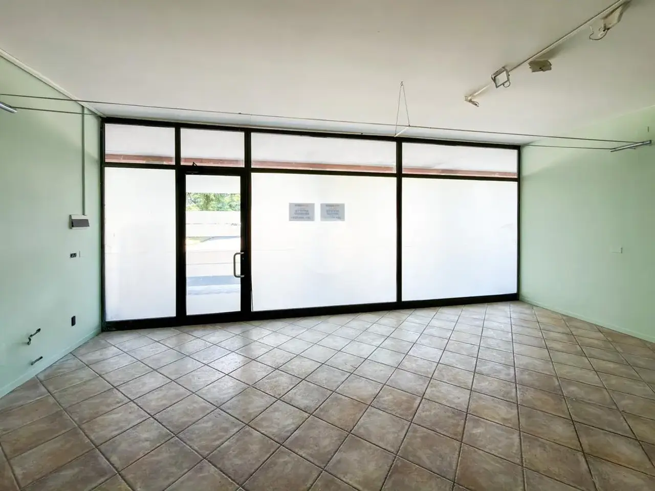 Negozio in Via di Vittorio Veneto 8, Bagnolo Mella, {3} - Foto 2