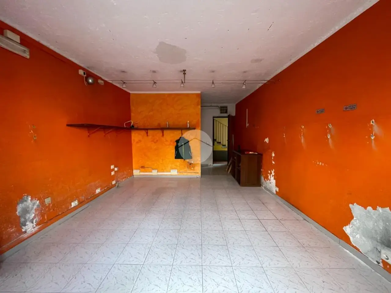 Negozio in Piazza Castello 15, Abbiategrasso, {3} - Foto 2