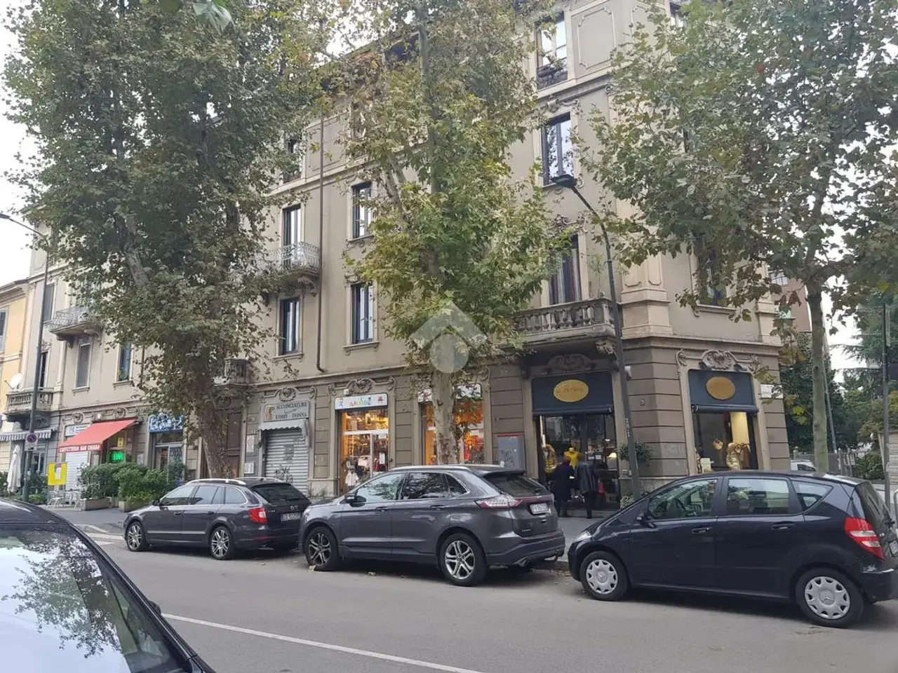 Negozio in Viale Certosa 290, Milano, {3} - Foto 2
