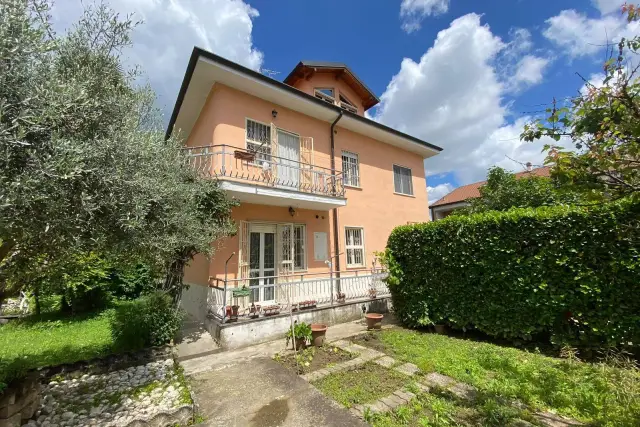 3-room flat in Via Pellerino 9, Piossasco - Photo 1