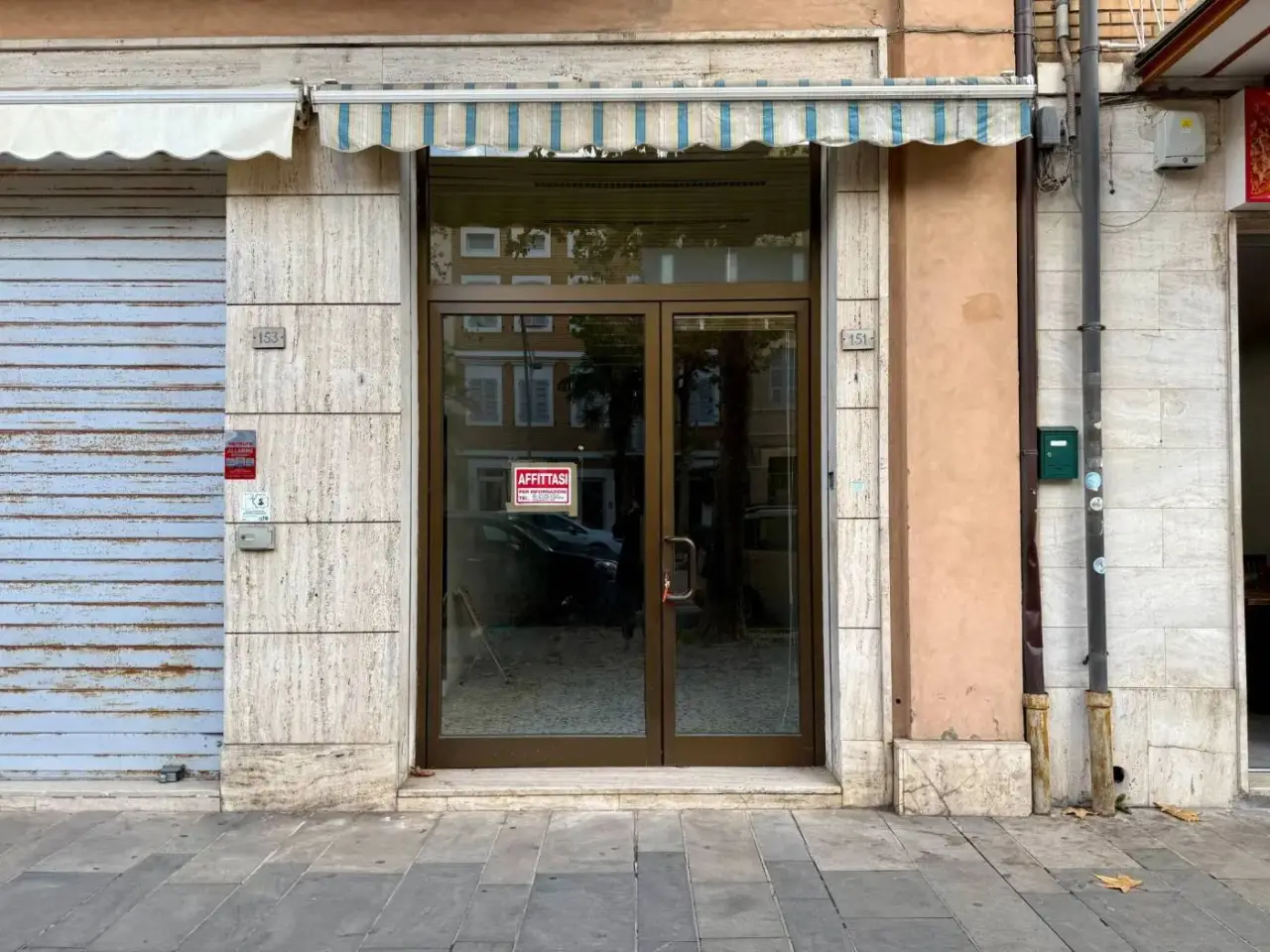 Locale commerciale in Indirizzo Viale Vittorio Veneto 151, Civitanova Marche, {3} - Foto 2