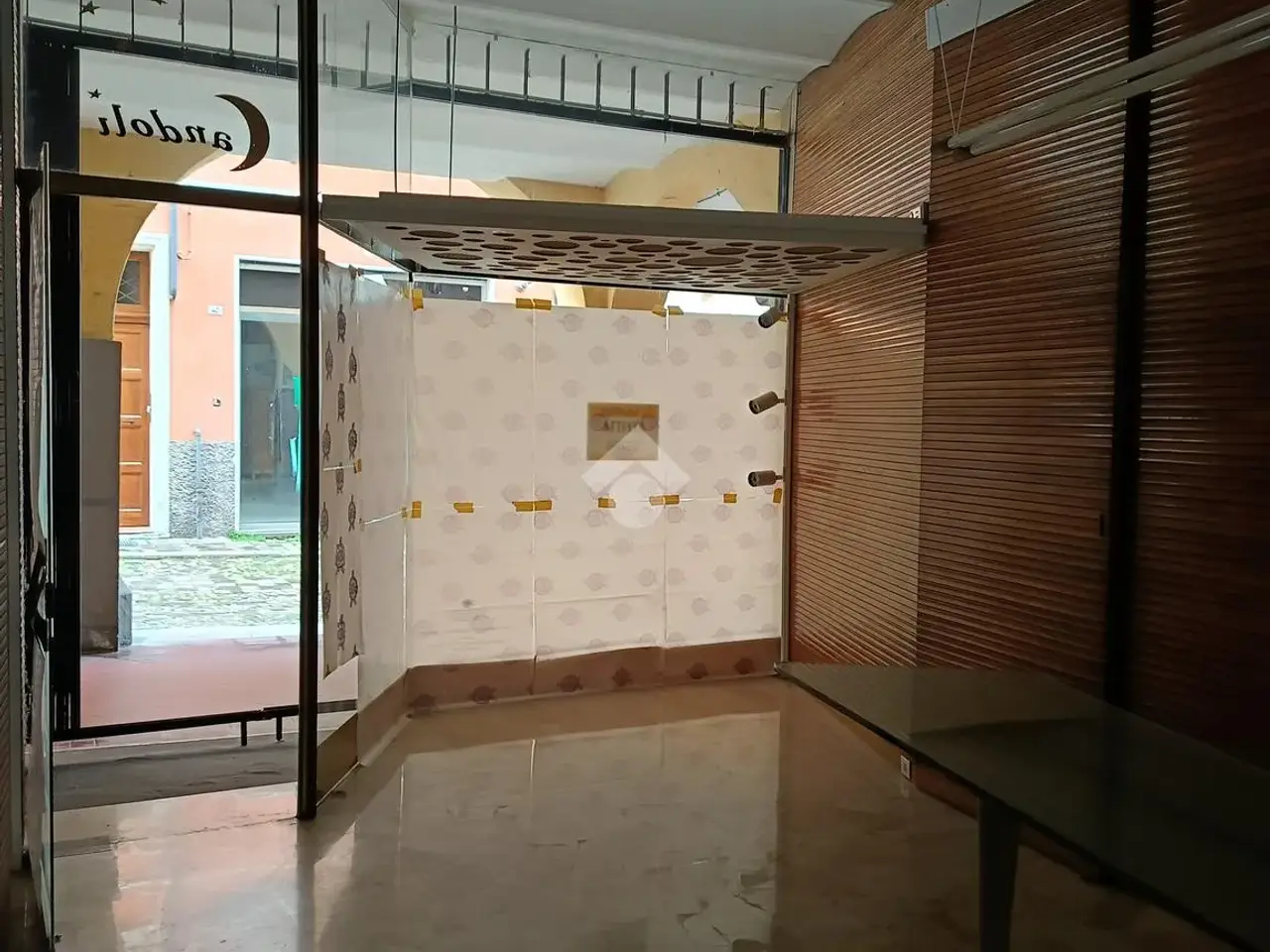 Negozio in Via Zefferino Re 33, Cesena, {3} - Foto 2