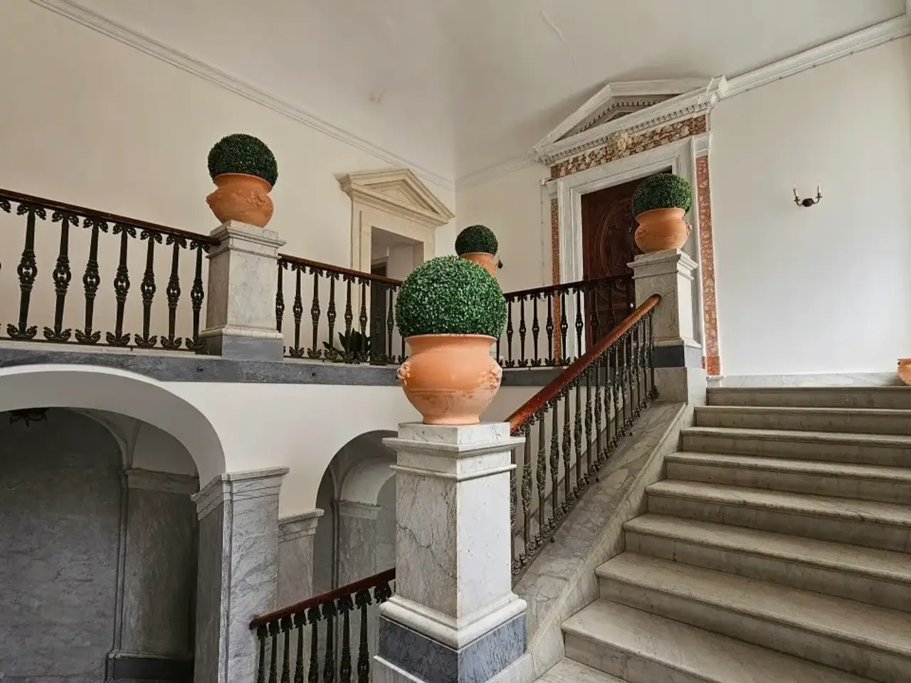 Palazzina commerciale in , Scicli, {3} - Foto 2