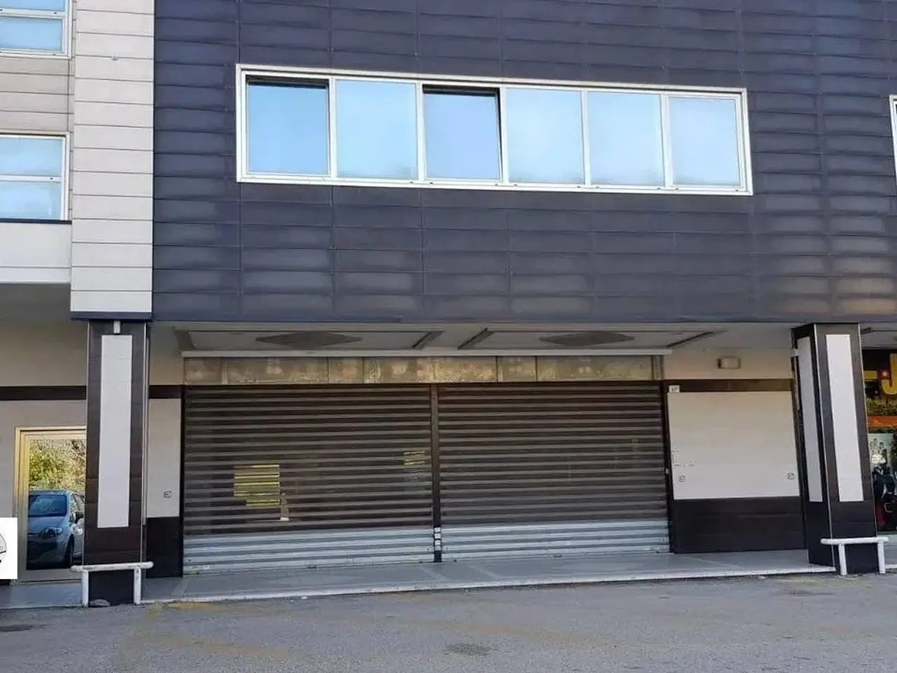 Locale commerciale in Via Aldo Moro S.N.C., Aprilia, {3} - Foto 1