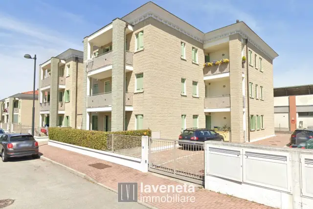 2-room flat in Via Don Giuseppe Dossetti 34, Caorle - Photo 1