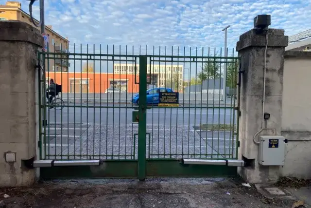 Autoparkplatz in Via Aristotele Fioravanti, Bologna - Foto 1