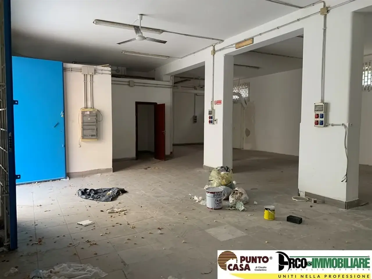 Magazzino in Via Principe di Palagonia 14/G, Palermo, {3} - Foto 2
