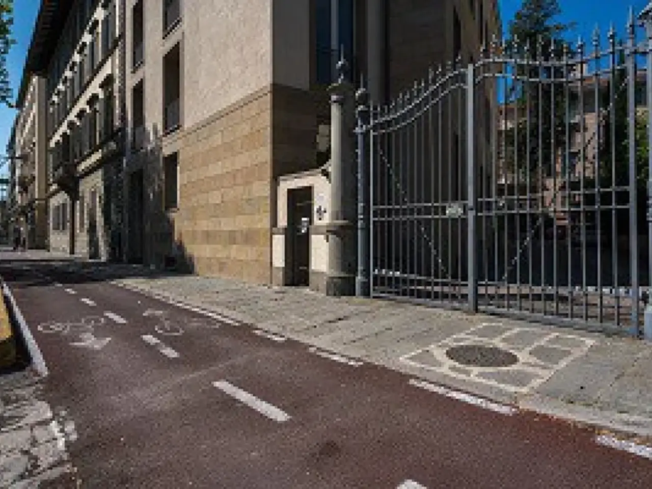 Ufficio in Via Giacomo Matteotti 15, Firenze, {3} - Foto 2