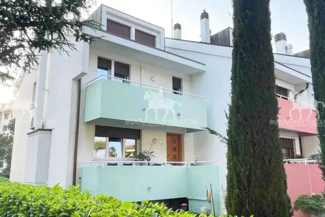 Villa a schiera in Via Danimarca, Jesolo - Foto 1