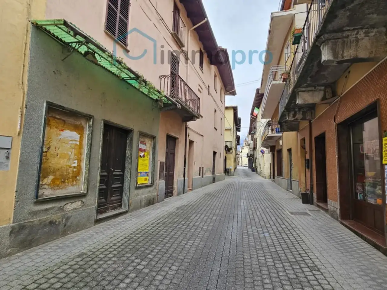 Esercizio commerciale in Via Bartolomeo Grassa, 11, Rivara, {3} - Foto 1