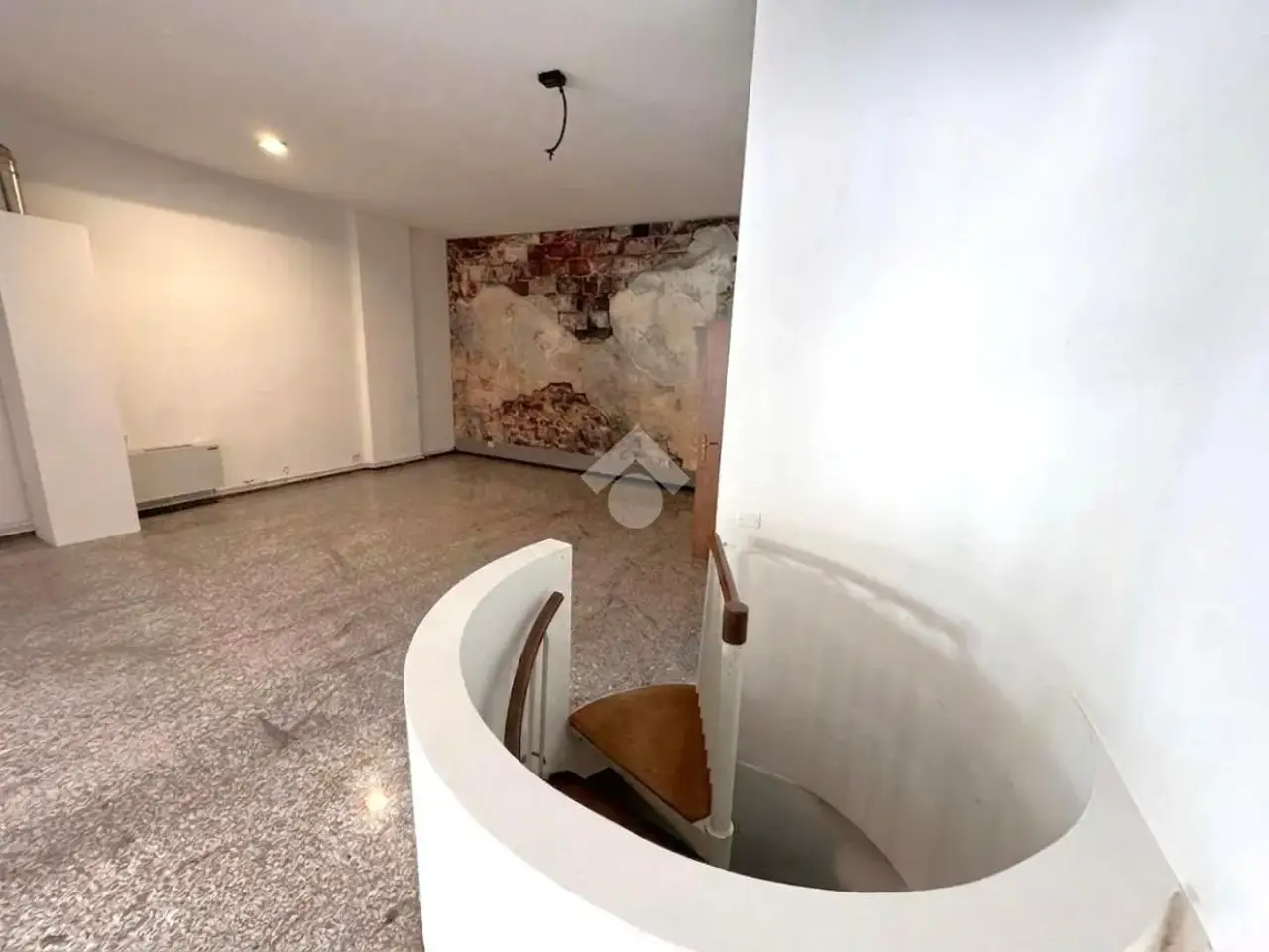 Negozio in Via Carducci 15, Montegrotto Terme, {3} - Foto 2