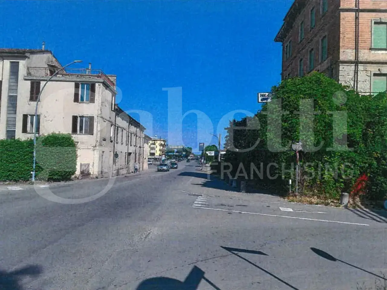 Palazzina commerciale in Via Europa  1, Fiorenzuola D'Arda, {3} - Foto 2