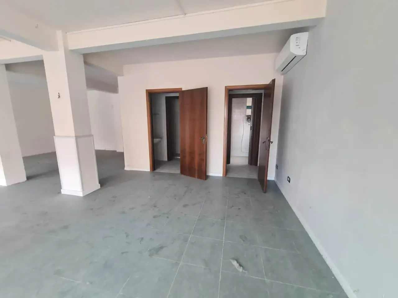 Esercizio commerciale in Via Livenza 3 3 Vigonza, Vigonza, {3} - Foto 1