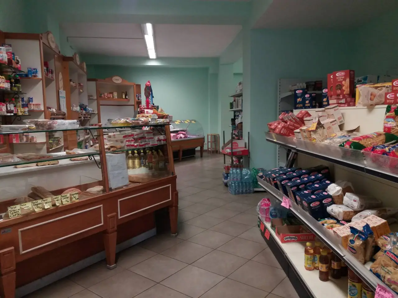 Esercizio commerciale in Via Veneto -, San Giuliano Terme, {3} - Foto 1