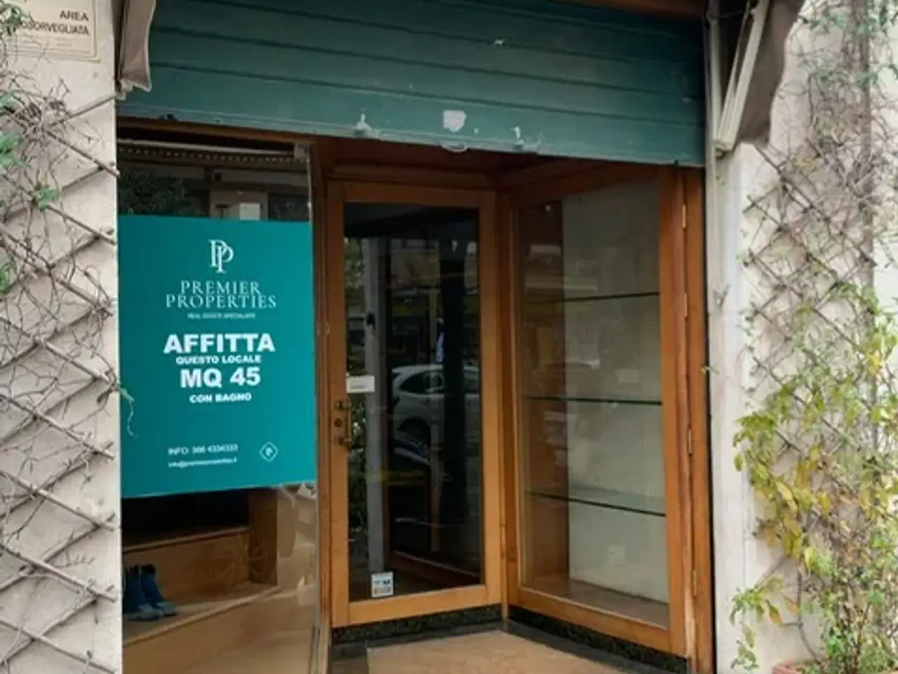 Negozio in Via Francesco Satolli, Roma, {3} - Foto 1