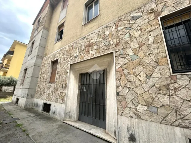 2-room flat in Via Giandimartalo da Vitalone 29, Terni - Photo 1