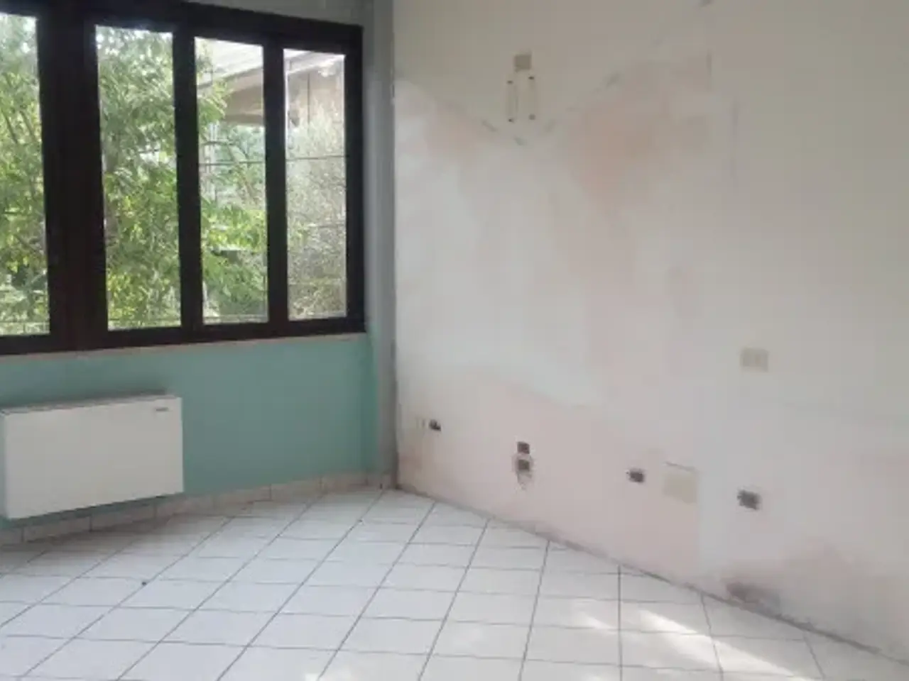 Negozio in Strada di San Rocco, Terni, {3} - Foto 2