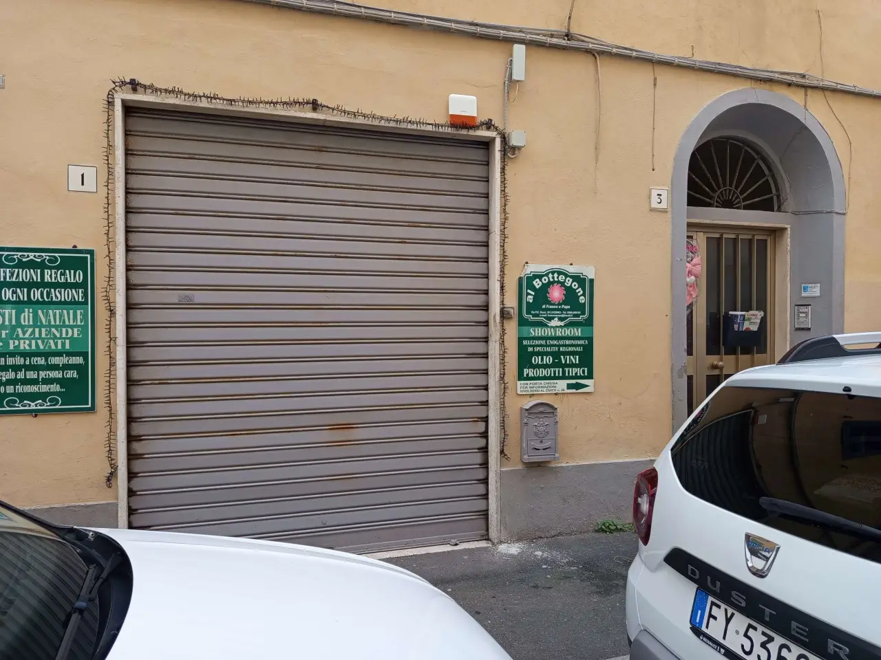 Negozio in Via Salvino Salvini 1, Livorno, {3} - Foto 1