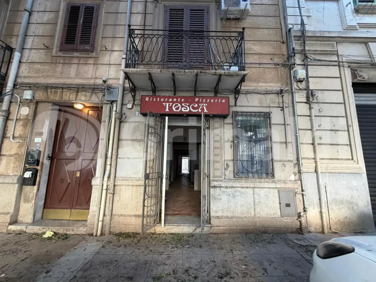 Negozio in Via Pignatelli Aragona 68/70 , Palermo, {3} - Foto 2