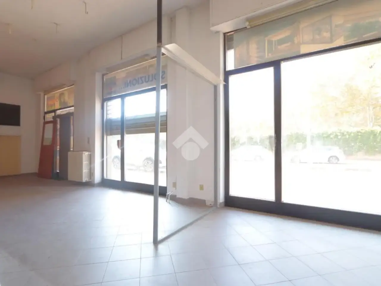 Negozio in Corso Monferrato 125, Alessandria, {3} - Foto 2