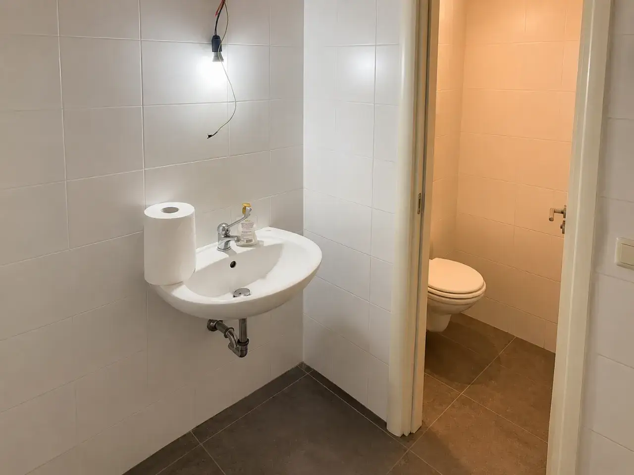 Palazzina commerciale in , Thiene, {3} - Foto 2