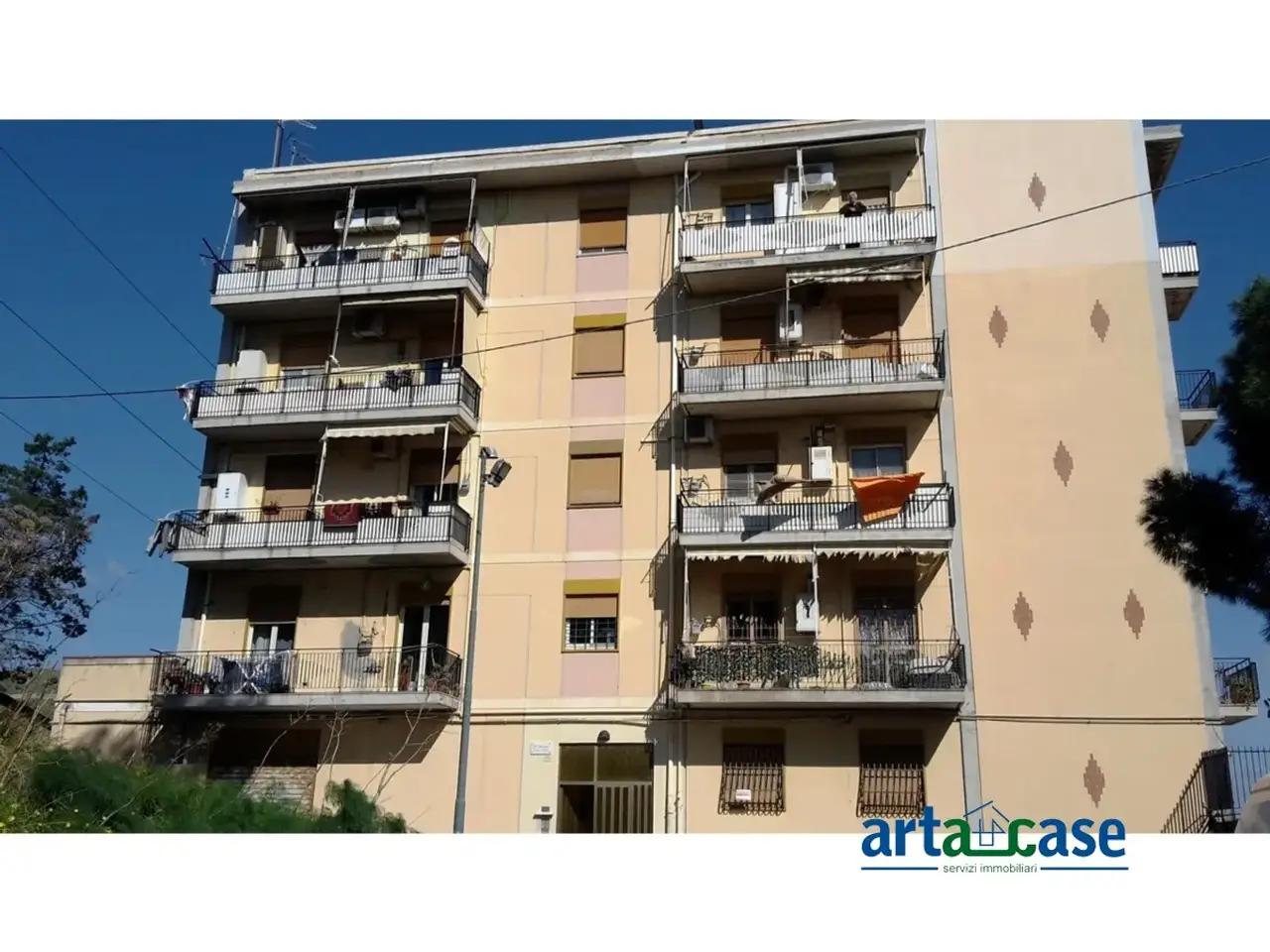 Magazzino in Piazza 41h Valle degli Angeli 1, Messina, {3} - Foto 2