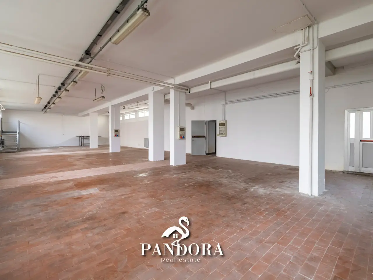 Palazzina commerciale in Via a. Costa 5, Gallarate, {3} - Foto 2