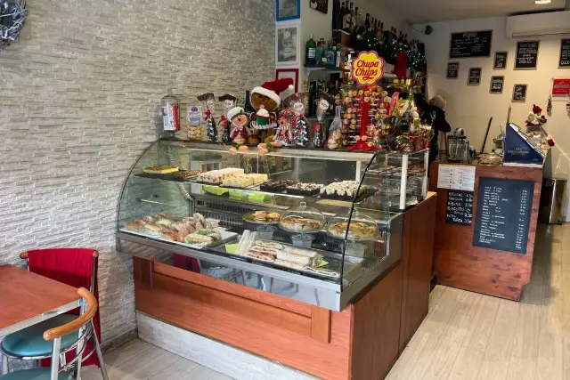 Geschäft in Via Goffredo Mameli 50, Verona - Foto 1