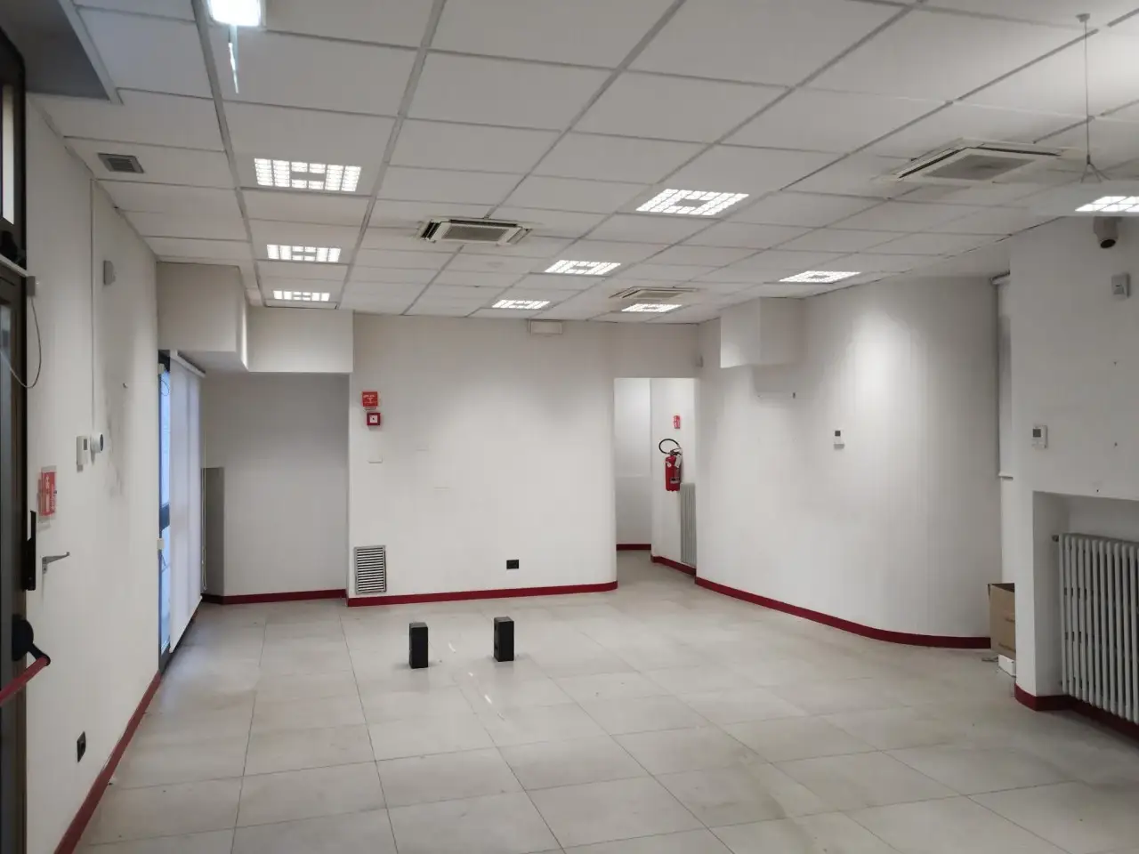 Negozio in Piazza Massimo d'Azeglio, Firenze, {3} - Foto 1