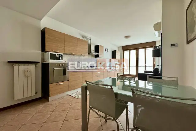 2-room flat in Via Don Giovanni Manzoni 12, Osio Sotto - Photo 1