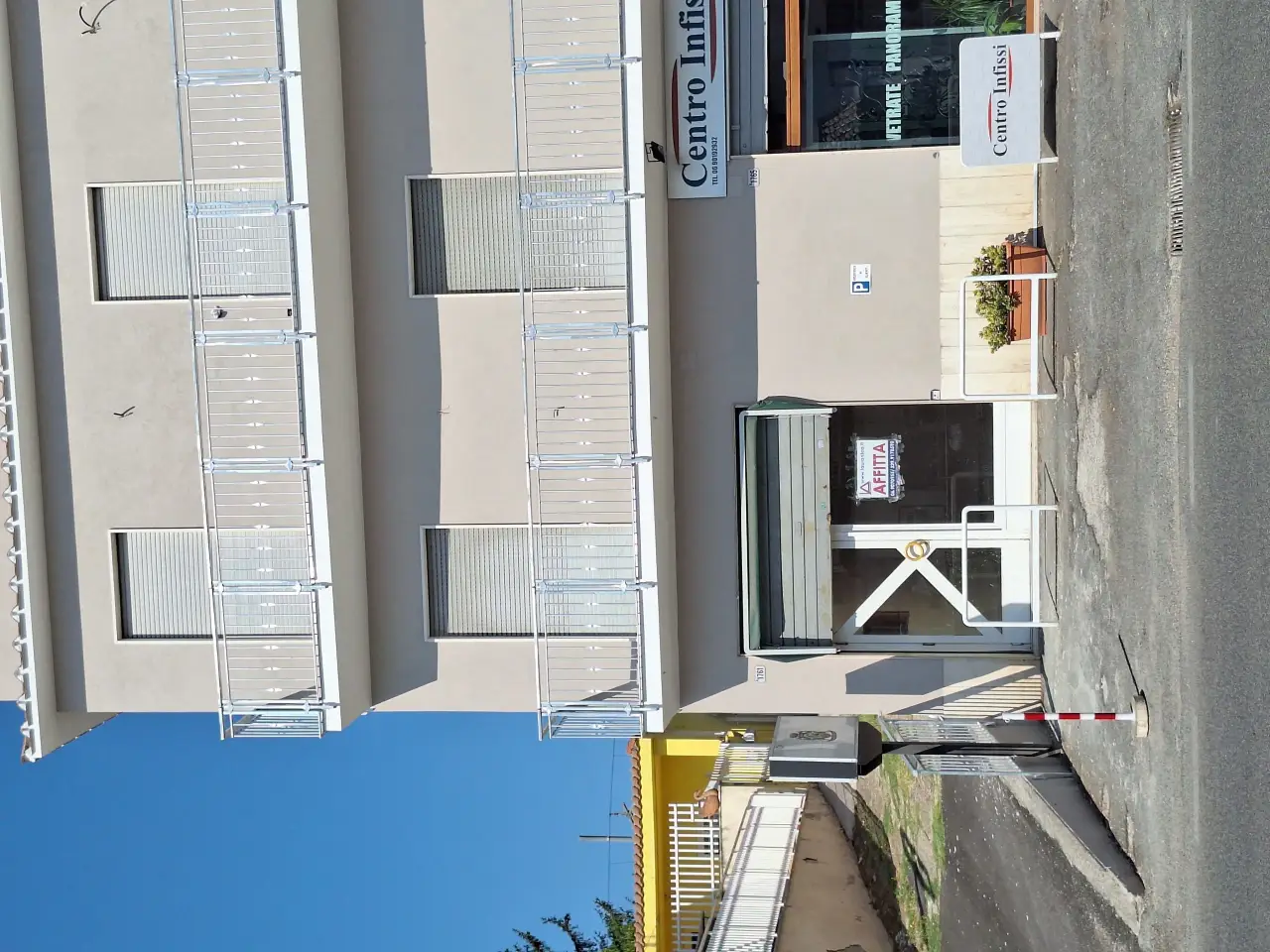 Negozio in Via Flaminia  1761, Morlupo, {3} - Foto 1