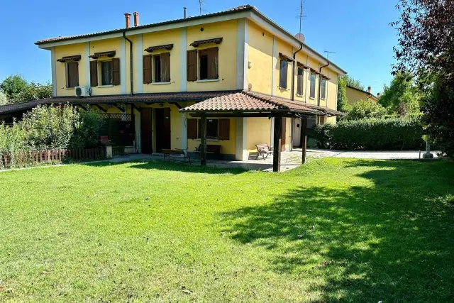 Mansion in Via Fiume Vecchio 78, Molinella - Photo 1