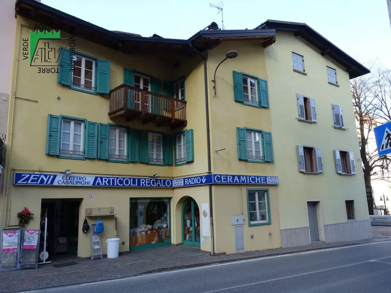 Negozio in Spormaggiore, Via Trento, Spormaggiore, {3} - Foto 2