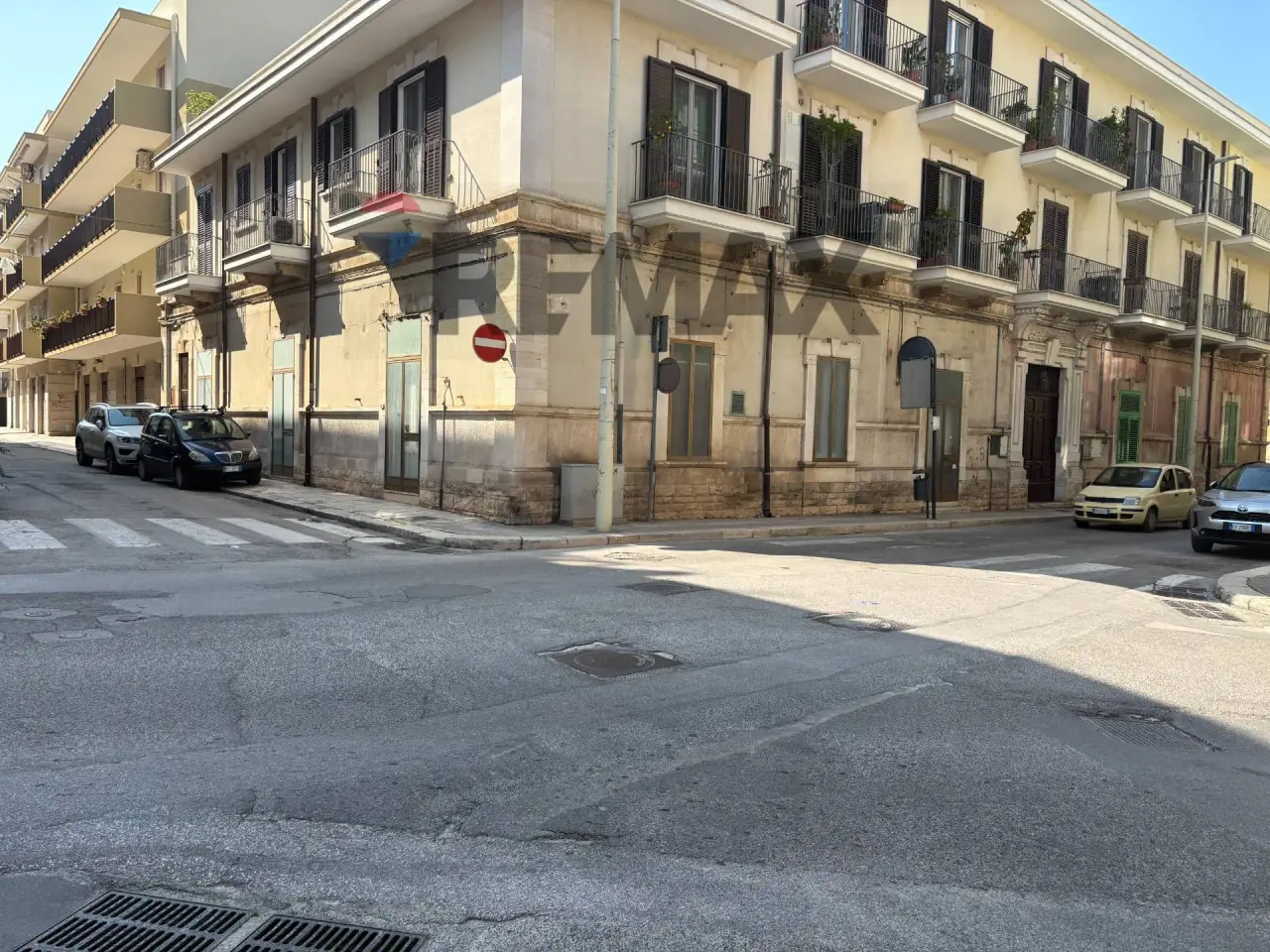 Esercizio commerciale in Bitonto 95, Giovinazzo, {3} - Foto 1