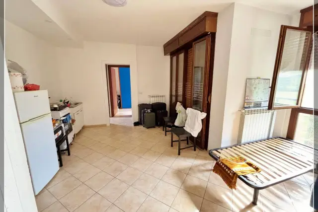 2-room flat in Via Vincenzo Attimo, Bollate - Photo 1