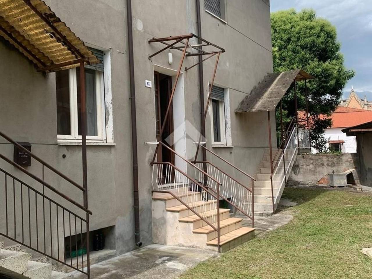 immagine annuncio 1 di 8