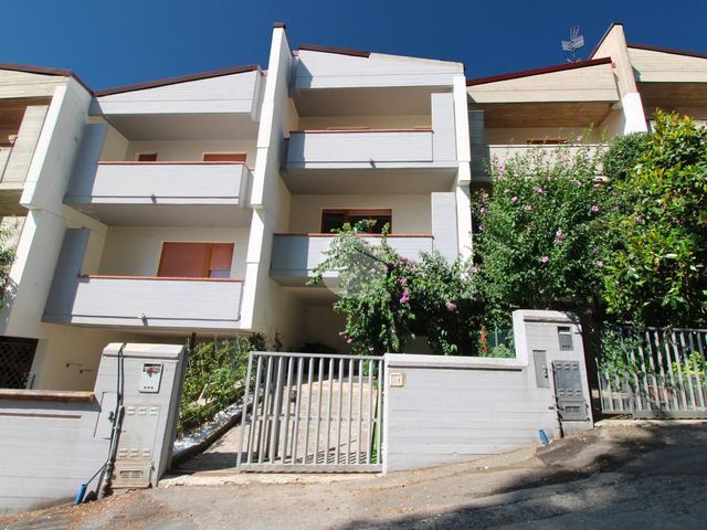 Terraced house in {3}, Via Giovanni Melarangelo - Photo 1